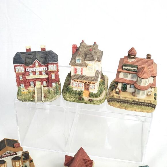 Liberty Falls Miniature Houses Lot of 7 - Picture 4 of 8
